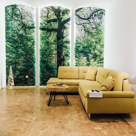 Center Ii - Kersnikova Apartment